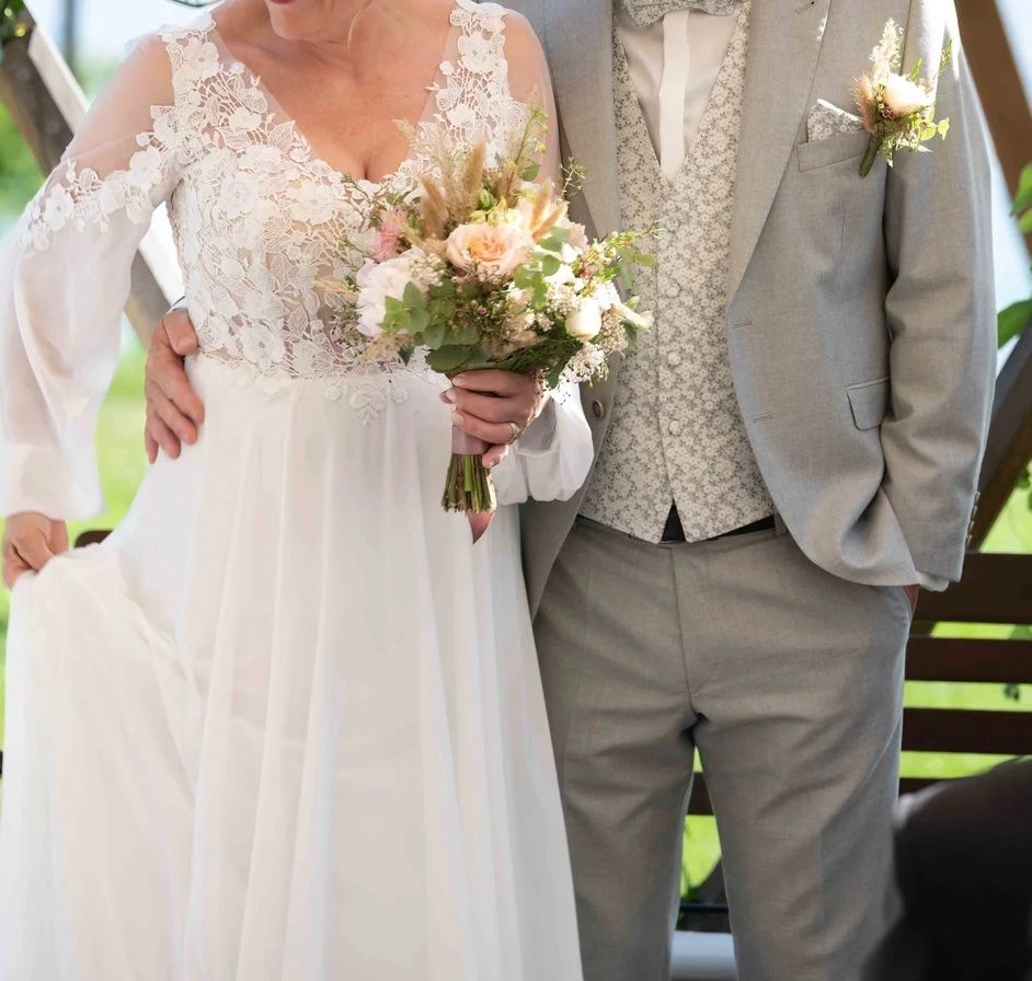Vestiti: Brautkleid wie neu - Boho Style,  40-42, Brust D- Körbchen – Usato da Waltenschwil venduto da Laurel02 2