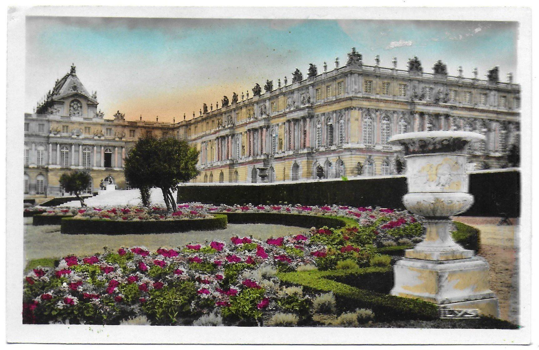 Cartoline postali: Versailles - Facade sur le Parc (Nord) – Usato da Kloten venduto da kanschweiz