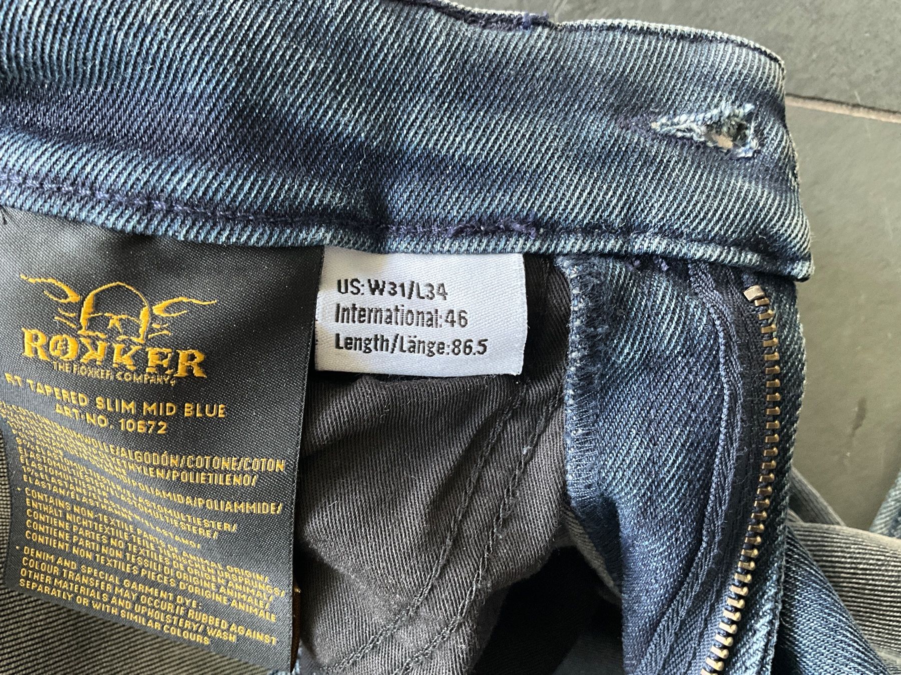 Lotti di vestiti: Harley Davidson Lederjacke / Rokker Motorradhose – Usato da Malans venduto da mkocsi 4