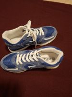 Schöner Turnschuh in blau, Original Retro, Gr. 38 ungetragen