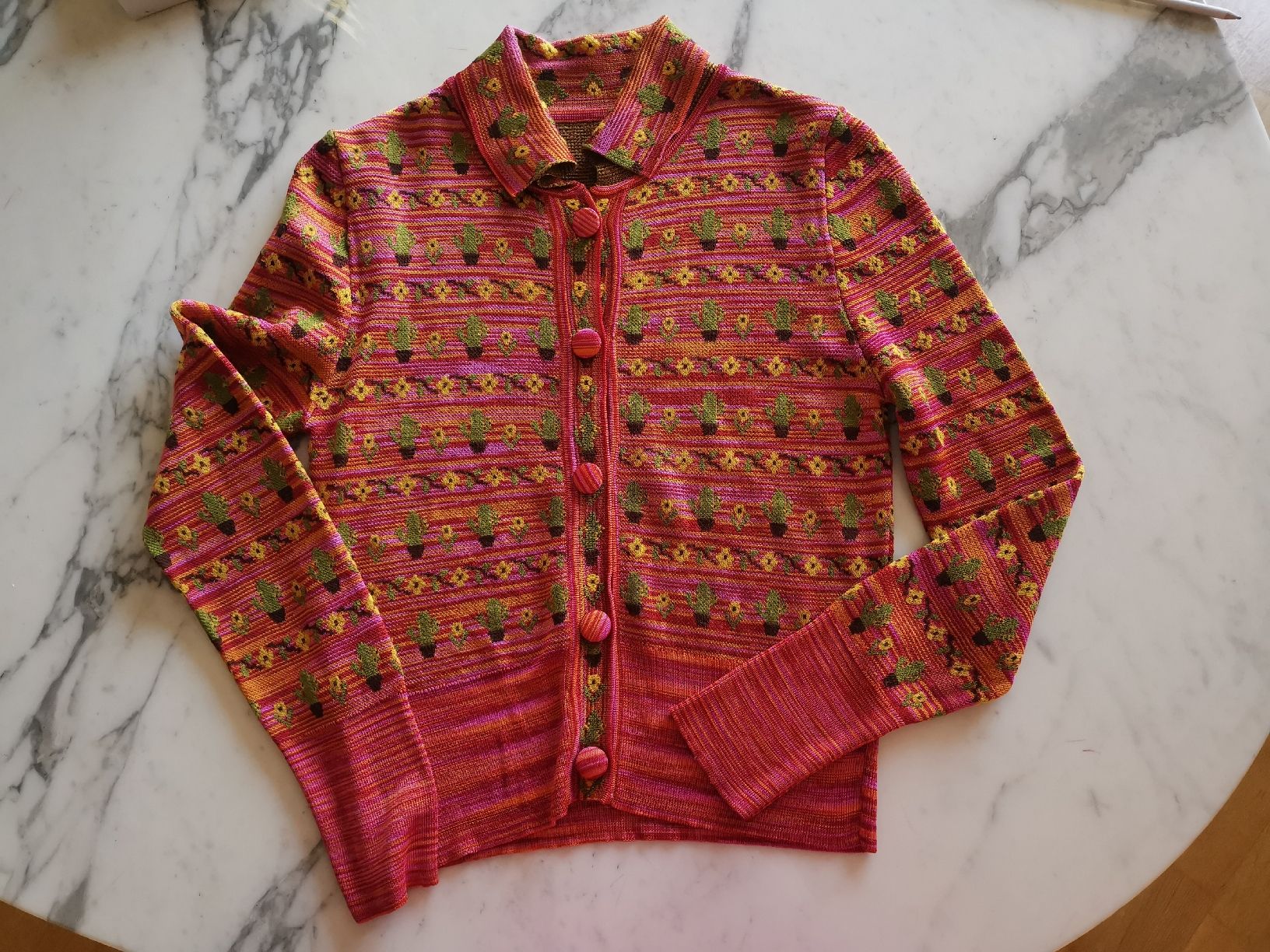 Zara Jacken: Süsse Zara Strickjacke, Kaktus – Gebraucht aus Uerikon von pink_flamingo