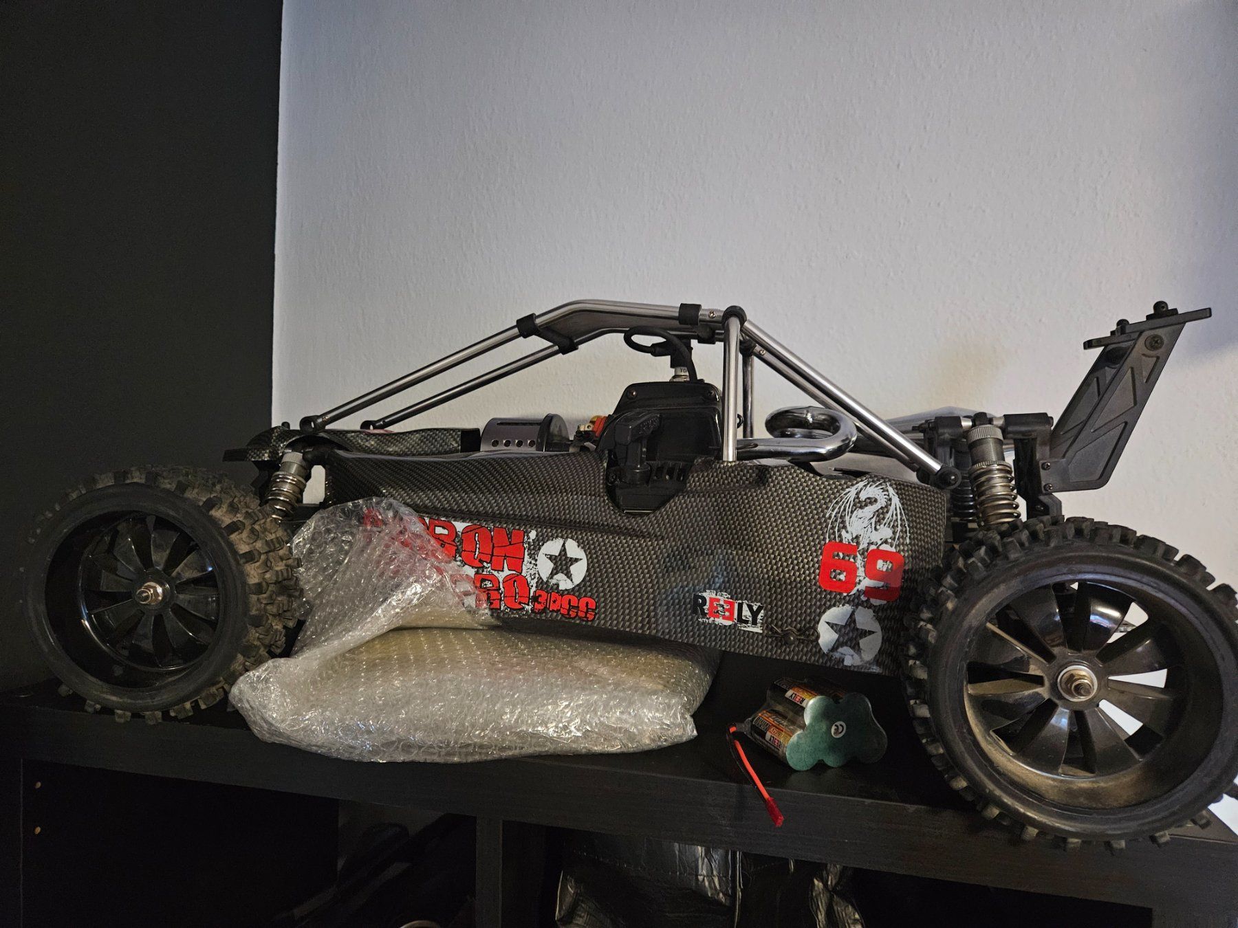 Reely Modellismo RC: Reely Carbon Fighter 30cc – Usato da Lumino venduto da iva_kp8m 6