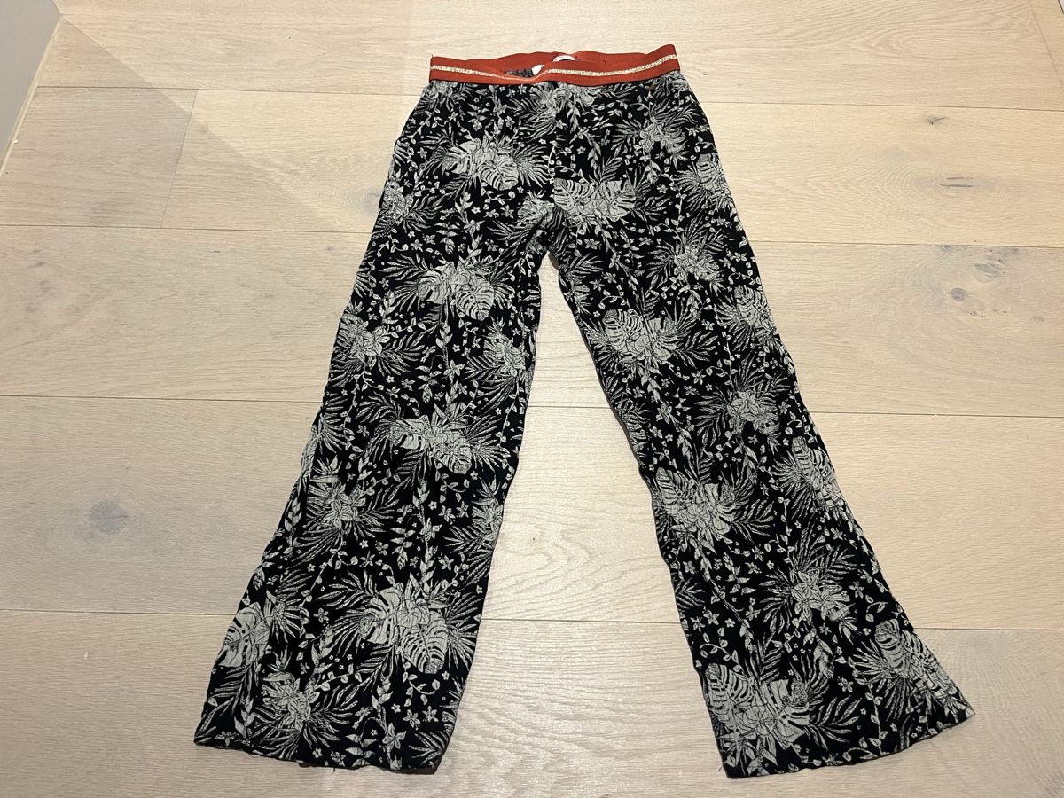 Hosen: Hosen bis 140 cm tragbar – Neu (gemäss Beschreibung) aus Wallisellen von Nataschab0