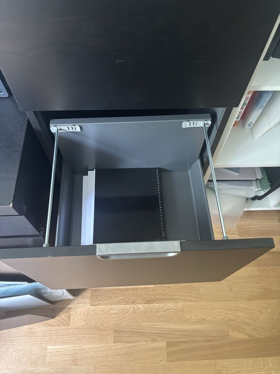 Koffer & Taschen: Aktenschrank – Gebraucht aus Bern von Fuazgo 2
