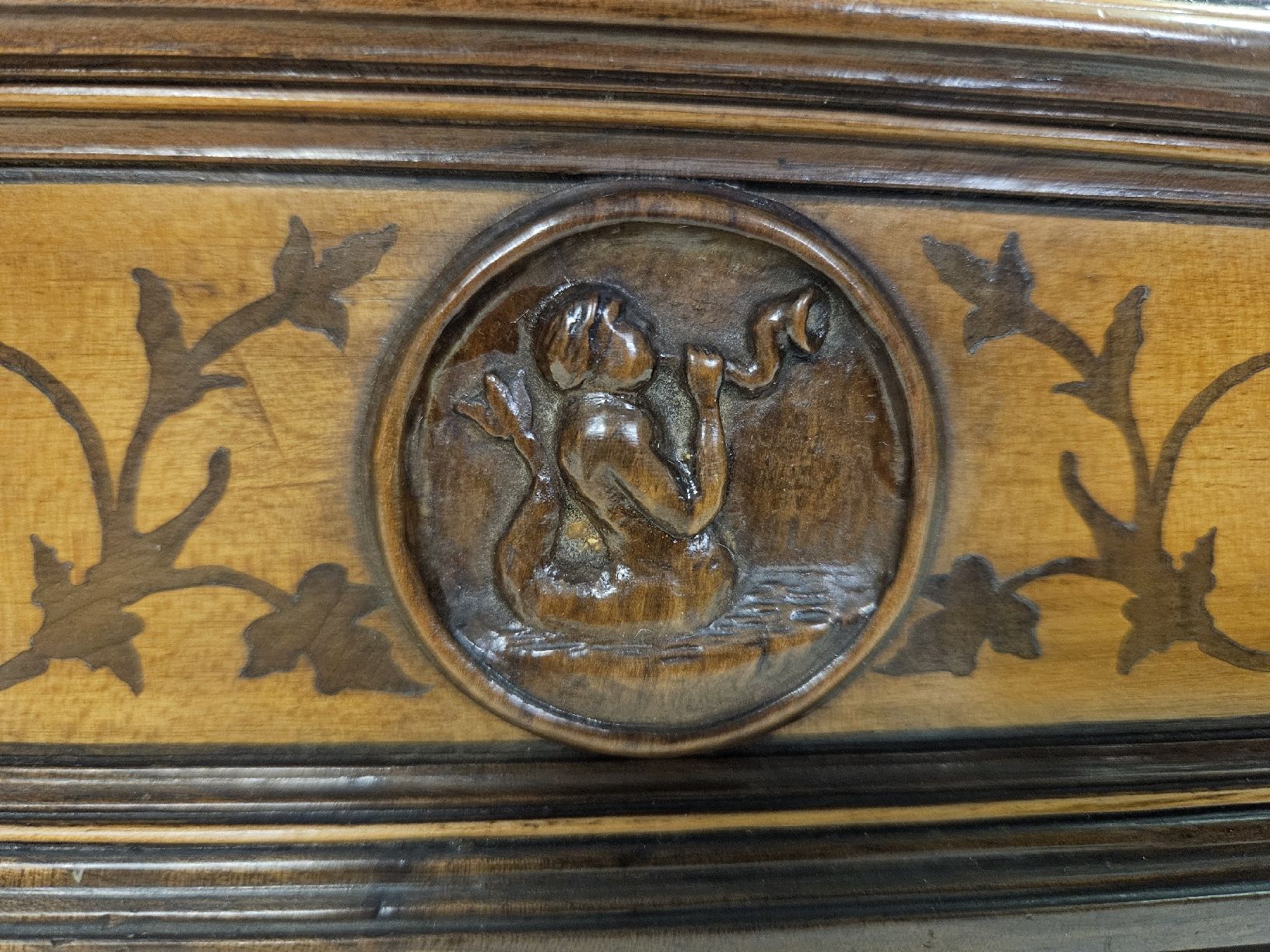 Cassapanche: truhe  schatulle museumsreif – Difettoso da Schwellbrunn venduto da Omega-alpha 6