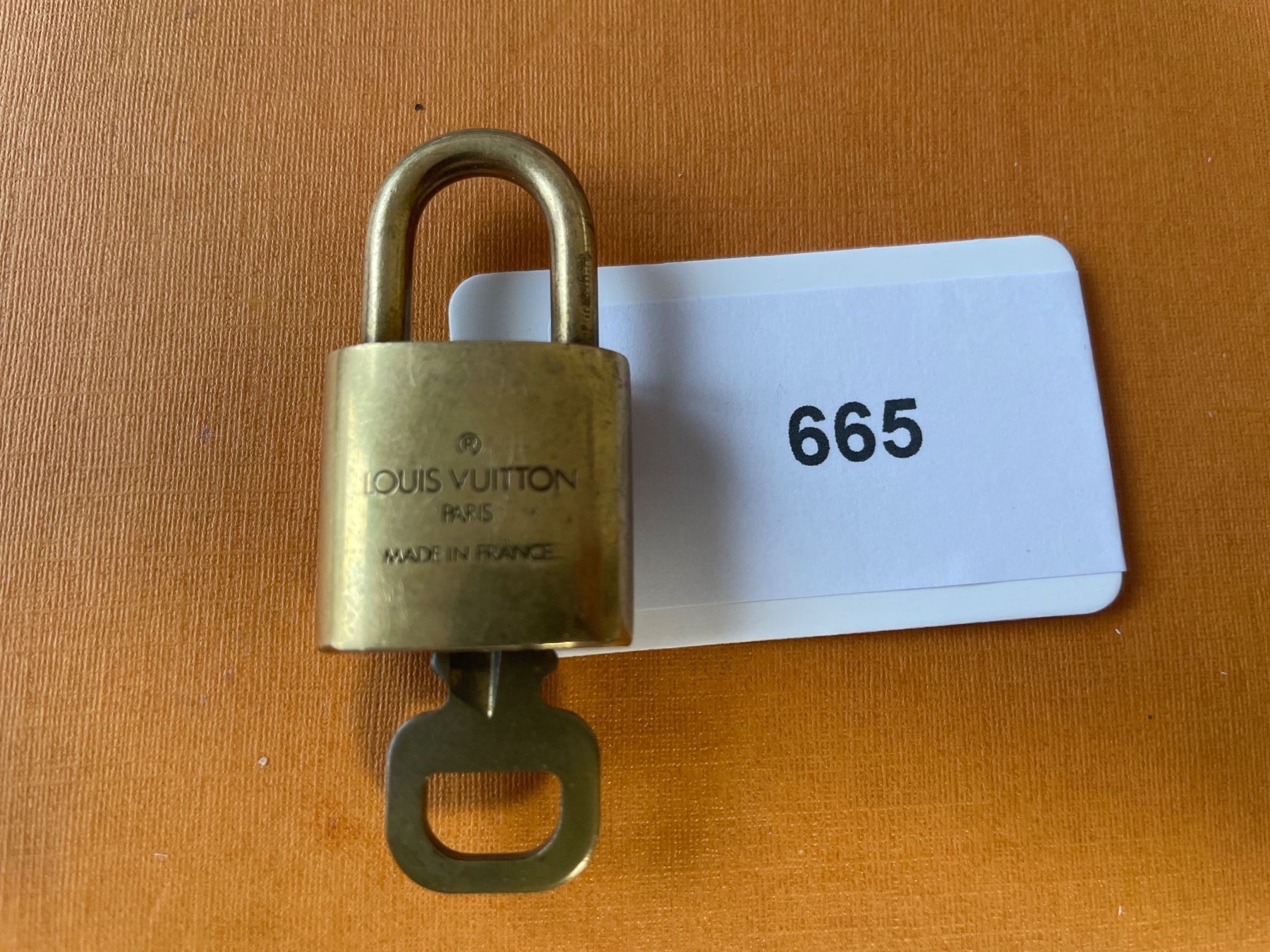 Lucchetti: Louis Vuitton Schloss - Nr. 665 – Usato da Hittnau venduto da LuxAndMore 1