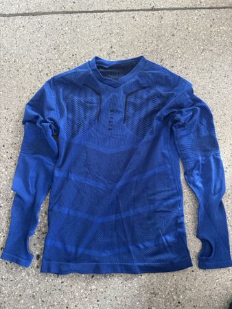 Maillot de sport manches longues Kipsta bleu taille 8-10 ans