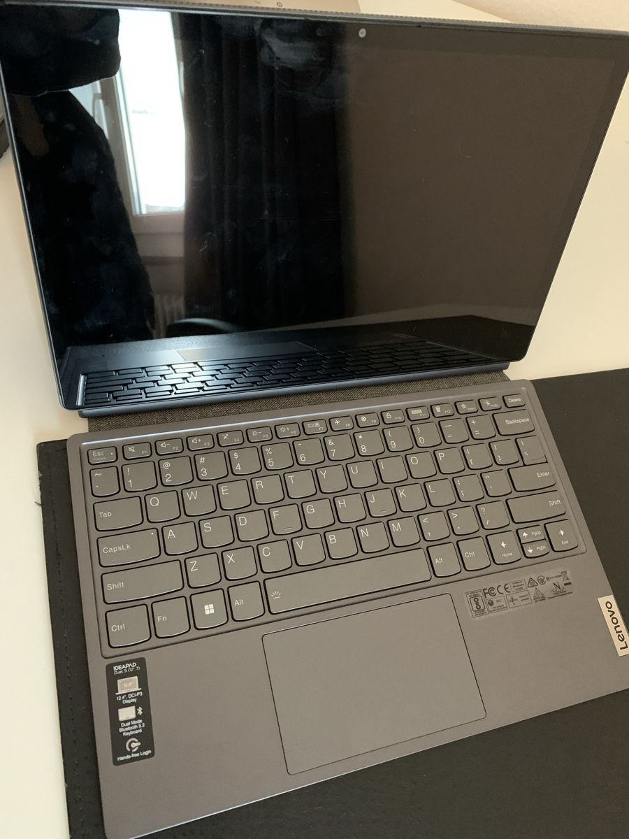 Lenovo Notebooks: Lenovo IdeaPad Duet 5 12IAU7 – Gebraucht aus Glattbrugg von  1