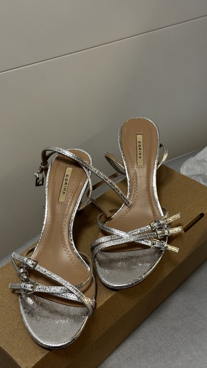 Scarpe da donna: High Heels – Usato da Ballwil venduto da lar_czz7 2
