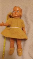 Vintage Puppe mit Strickkleidung gebraucht guter Zustand