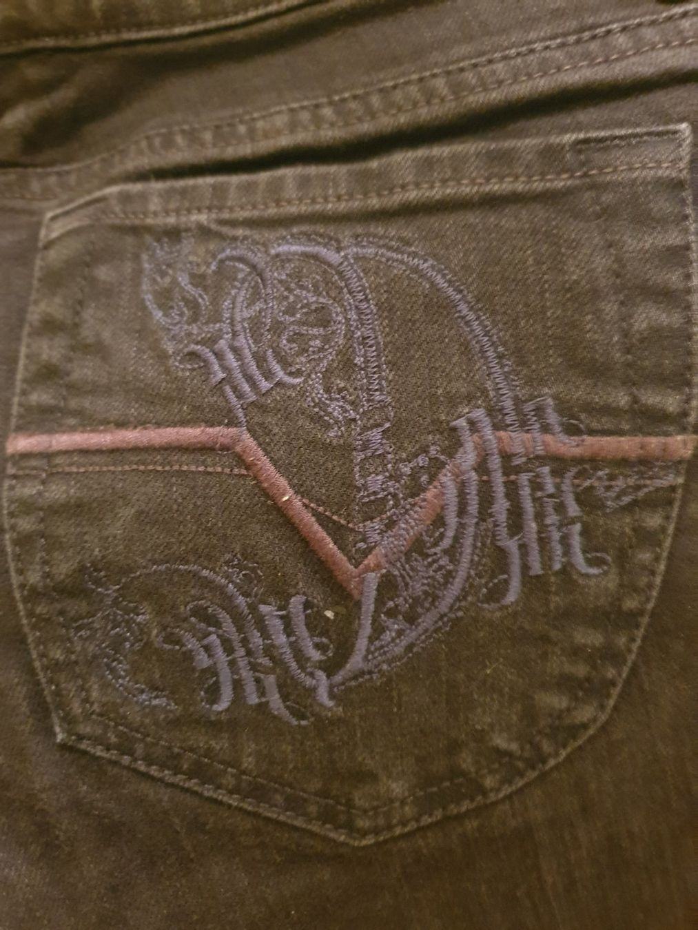 Diesel Jeans: Schwarze Diesel Jeans – Usato da Luzern venduto da J.Co 2