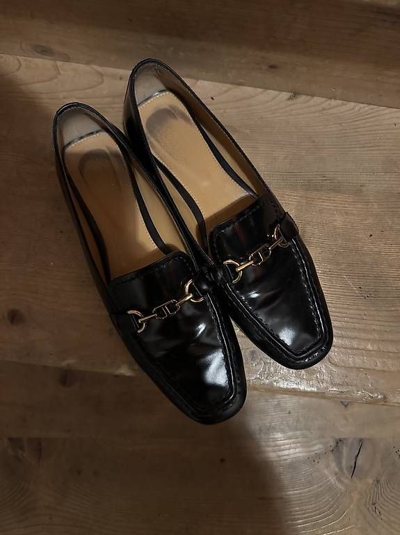 Damenschuhe: Loafer, Leder, Tod's – Gebraucht aus St. Gallen von sel_vtp9