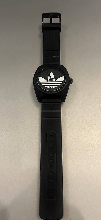 Uhren: Adidas Uhr  – Gebraucht aus Frauenkappelen von ann_65rk