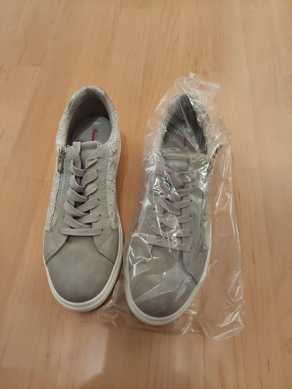 Scarpe da donna: Turnschuhe Bata Grösse 41 NEU – Nuovo (secondo la descrizione) da Altishofen venduto da tammy05