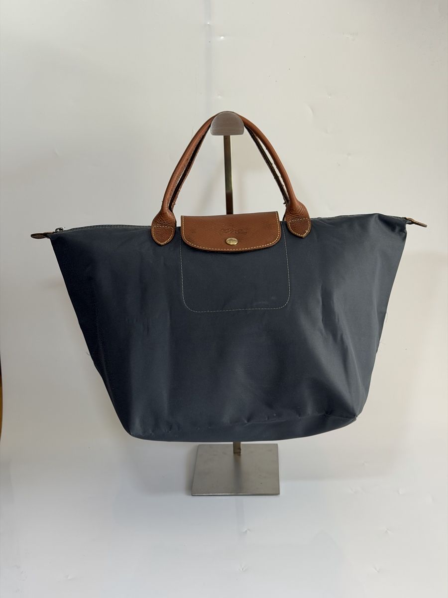 Longchamp Taschen für Damen: Original Longchamp Le Pliage M Handtasche – Gebraucht aus Vionnaz von b_f_d_r_g