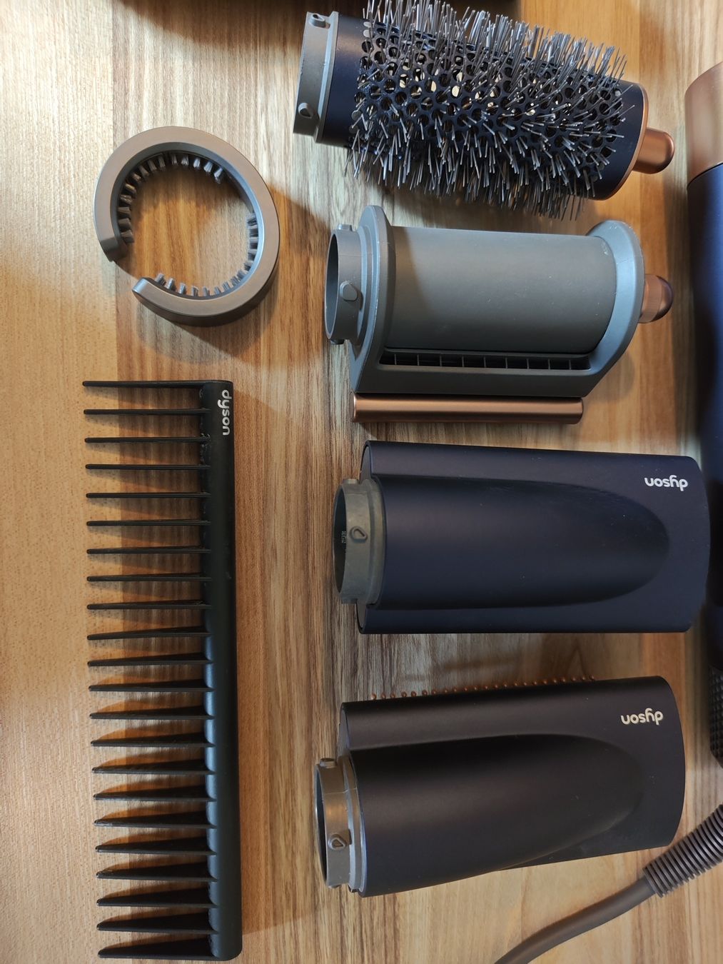 Dyson Altro per la casa: Dyson Airwrap Multi-Styler Blue Copper – Usato da Zürich venduto da fabioklr 2