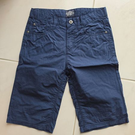 Tolle, neuwertige Shorts für coole Jungs Gr. 152
