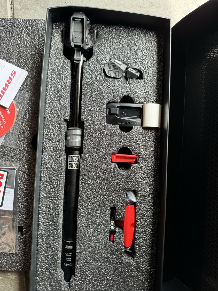 Rockshox Ersatzteile: Rockshox Reverb axs – Gebraucht aus Domat-Ems von Latoma 1