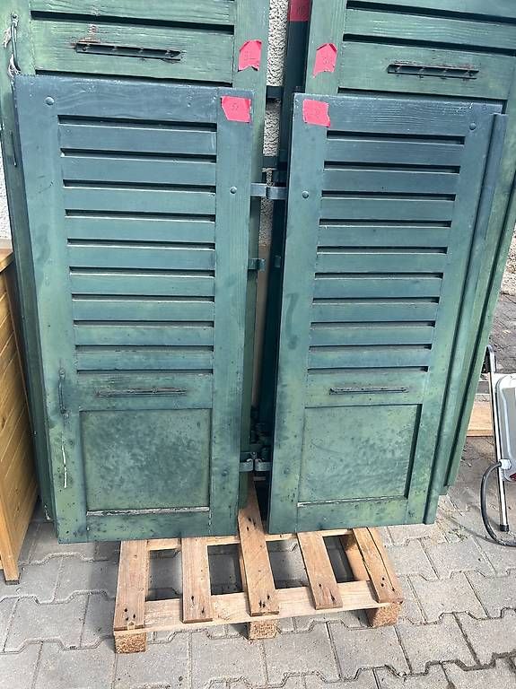 Fensterläden: Alte Fensterläden – Gebraucht aus Thun von Maverick_Q3 4