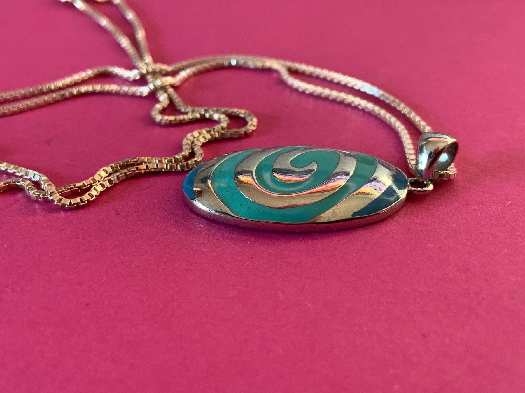 Catenine: Silberkette mit farbiger Spirale (55cm) – Usato da Laufen venduto da Trendmarket 6