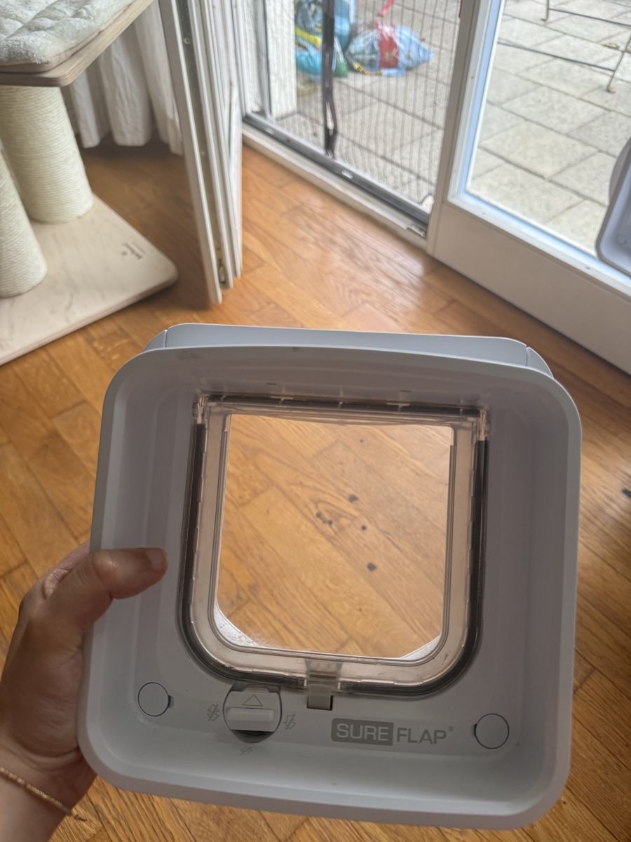 Chatières: Chattiere / Katzenklappe SureFlap Dualscan – D'occasion à Winterthur par aka_7gvh 2