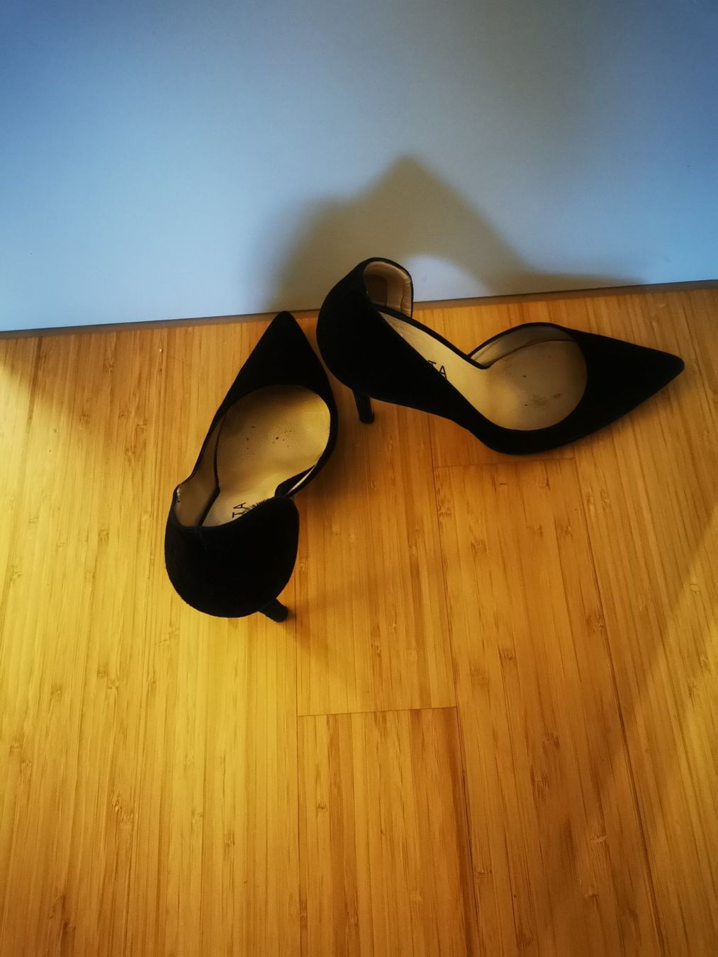 Damenschuhe: Schwarze Evita Wildleder Pumps, Gr. 39 – Gebraucht aus Niedergösgen von lil_s6k8 1