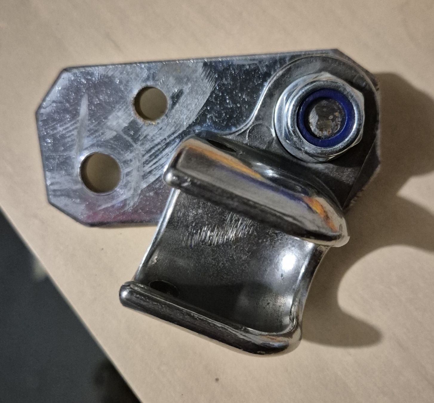 Ganci per rimorchio: Achskupplung Adapter – Usato da Savognin venduto da feibien83 1