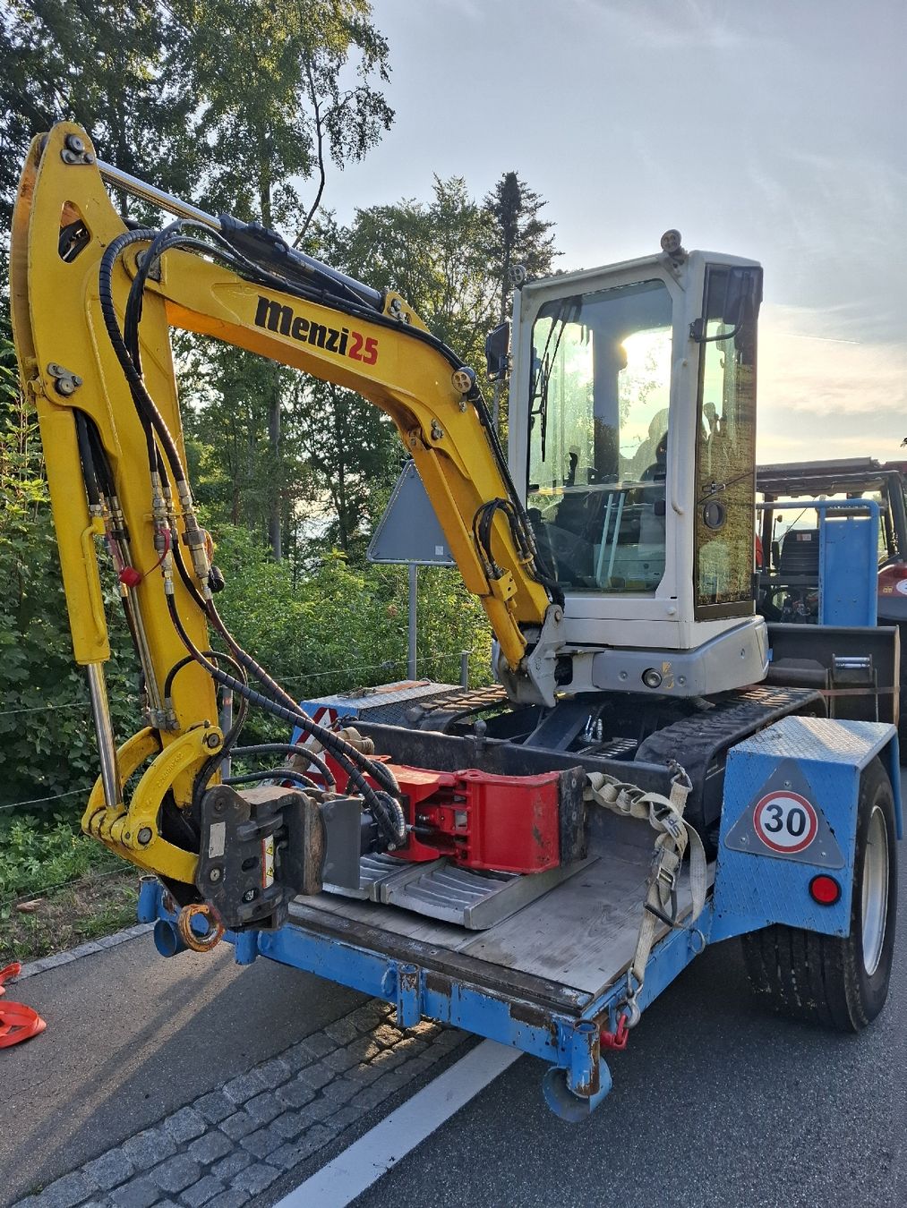 Menzi Muck Escavatori: Menzi 25sa – Usato da Wolfhalden venduto da B.Dobler91