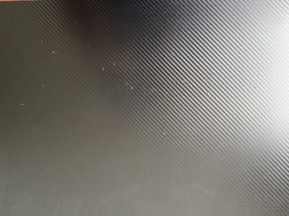 Tische: Gaming Tisch mit Carbon-Look – Neu (gemäss Beschreibung) aus Auw von dhe_7vlm 2