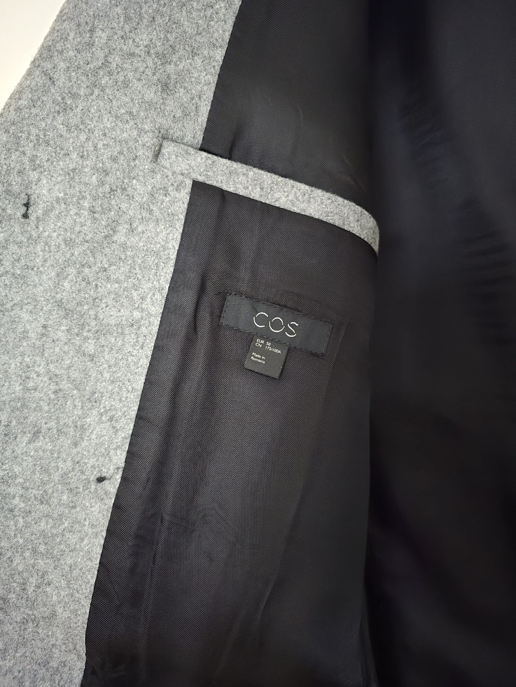 Cos Cappotti: COS Wool Blend Men Coat, size 50 – Nuovo (secondo la descrizione) da Unterentfelden venduto da jul_l856 3