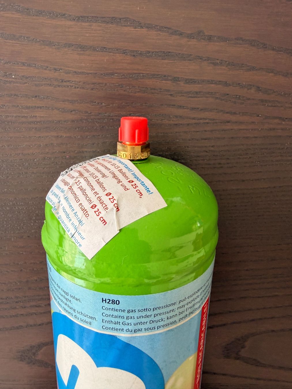 Apparecchiature e tecnologia a gas: Heliumgas Flasche versiegelt – Nuovo e nell'imballaggio originale da Zürich venduto da bias__b 1