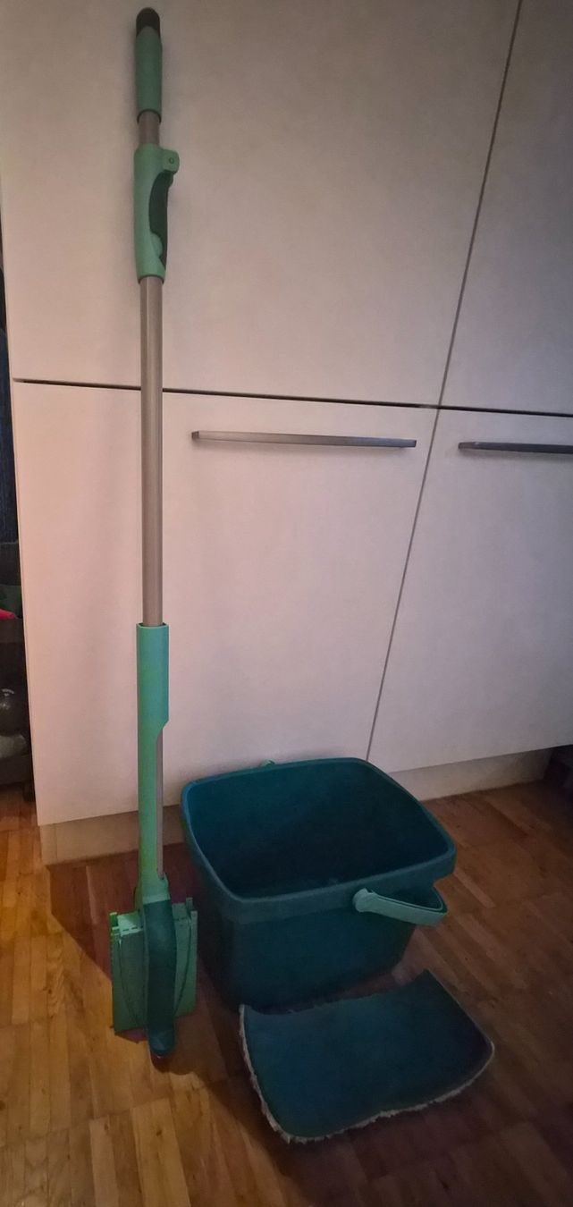 Leifheit Altro in Apparecchi per la pulizia: Leifheit Bodenwischer Set mit Eimer und Wischpad – Usato da Bassersdorf venduto da _Samsara_ 2