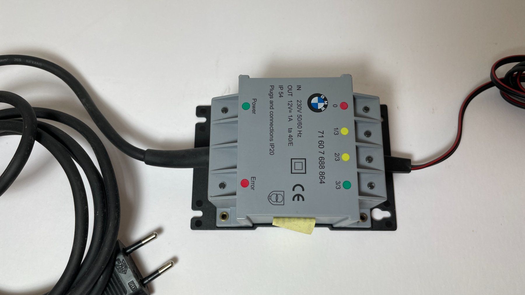 Chargeurs batteries: Chargeur de batterie Moto BMW type R – D'occasion à Chancy par alexFavre 1