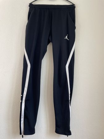 Nike Jordan Trainerhose Gr. S
