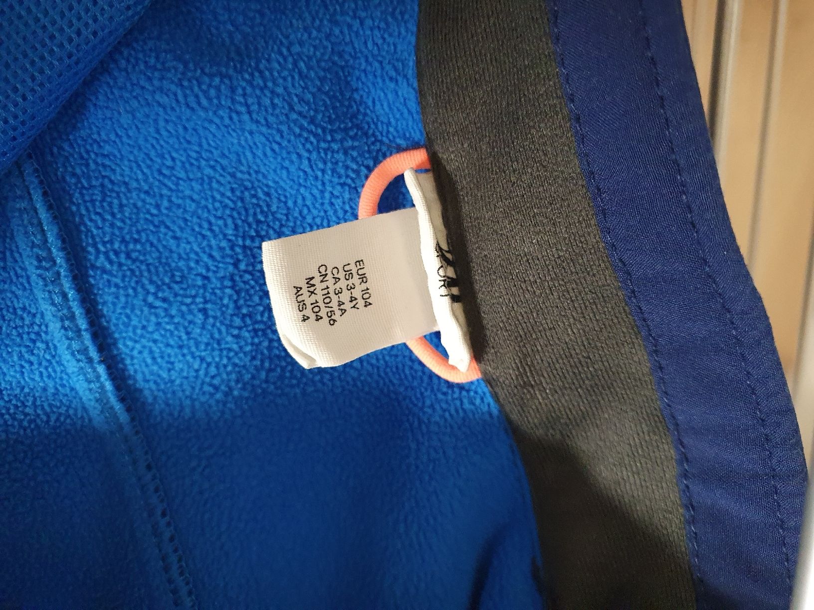 H&M Giacche & Cappotti: schöne Softshell jacke gr 104 von H&M – Usato da Niederönz venduto da STI88 2