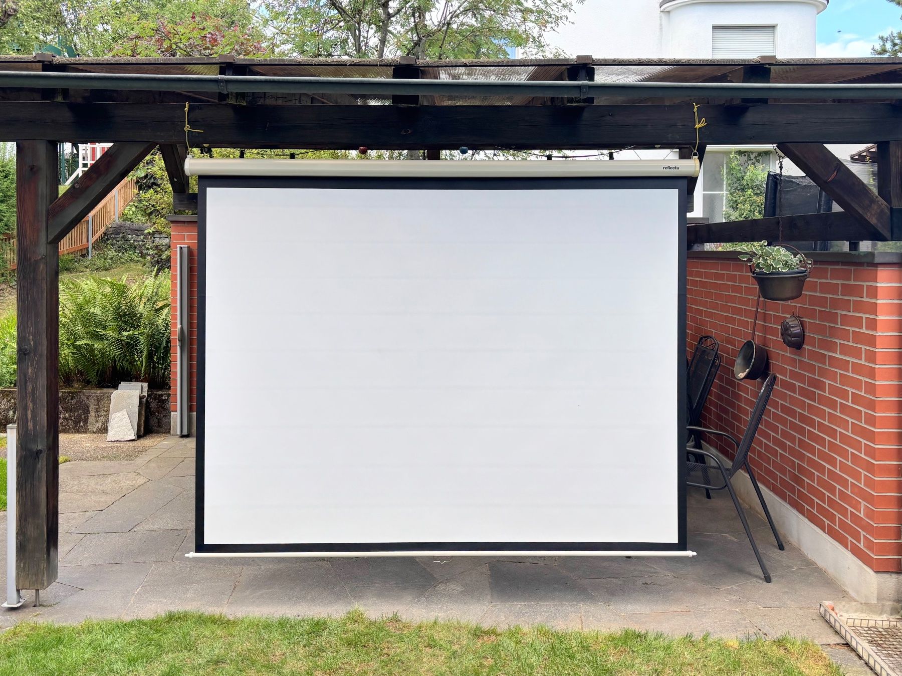 Home Cinema: Leinwand ausziehbar – Usato da Wallisellen venduto da meiwer01