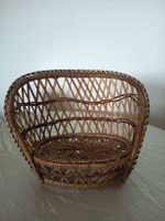 Puppenbank aus Rattan naturfarben gebraucht