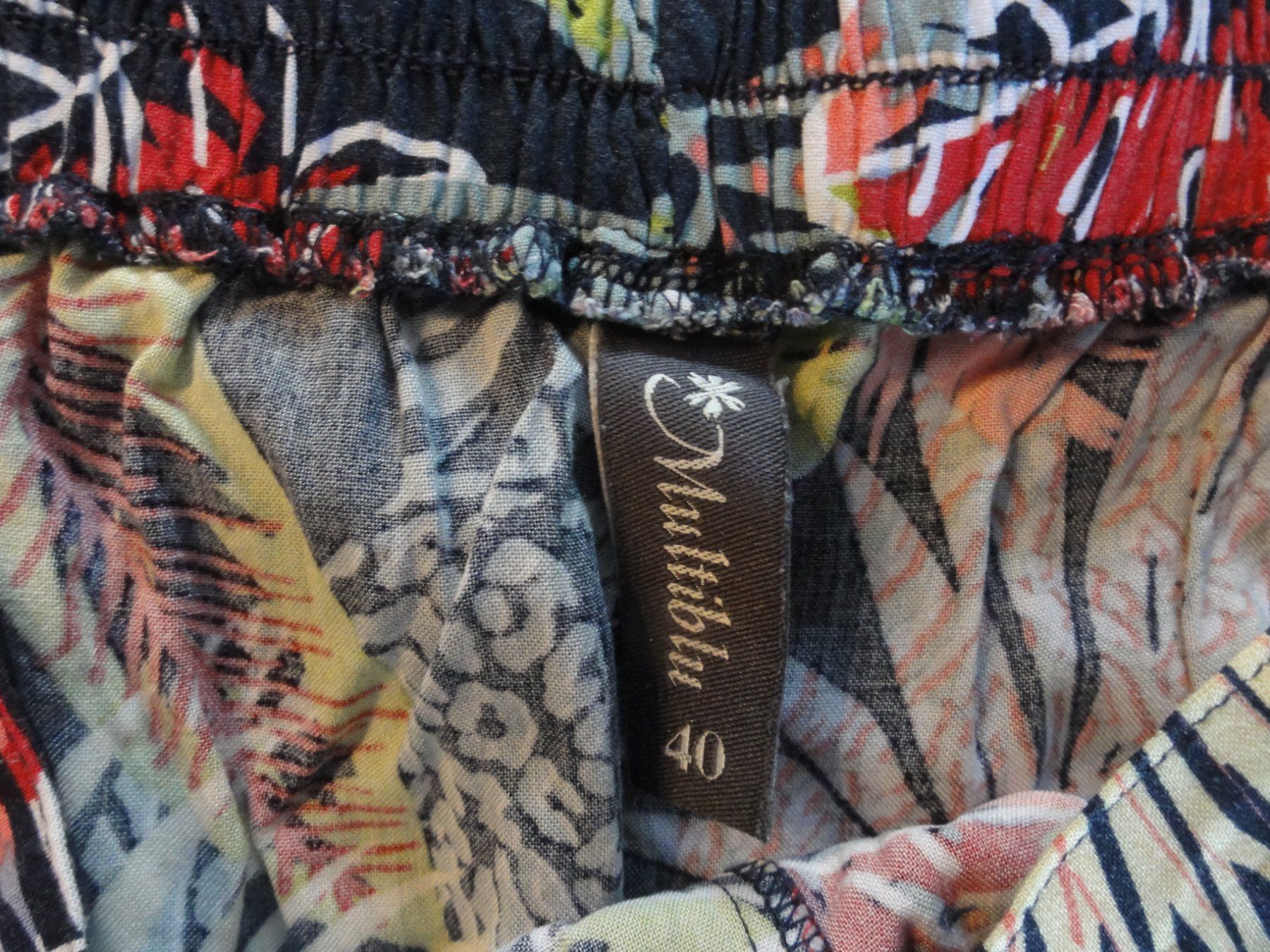 Pantalons: Stoffhose 3/4-Bein, Gr. 40 – D'occasion à Riedholz par Taweva 1