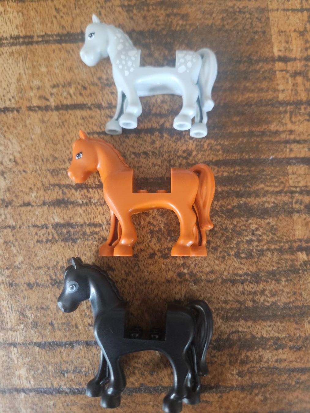 Lego Kit di costruzioni: lego figurine lot de 3 chevaux – Usato da Confignon venduto da Ecrofigs 3