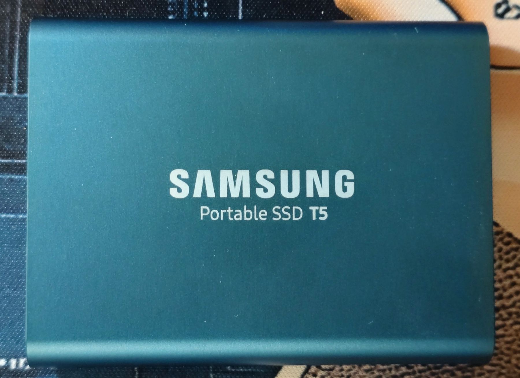 Samsung Harddisks: Samsung Portable SSD T5  – Defekt aus Ennetmoos von Faders
