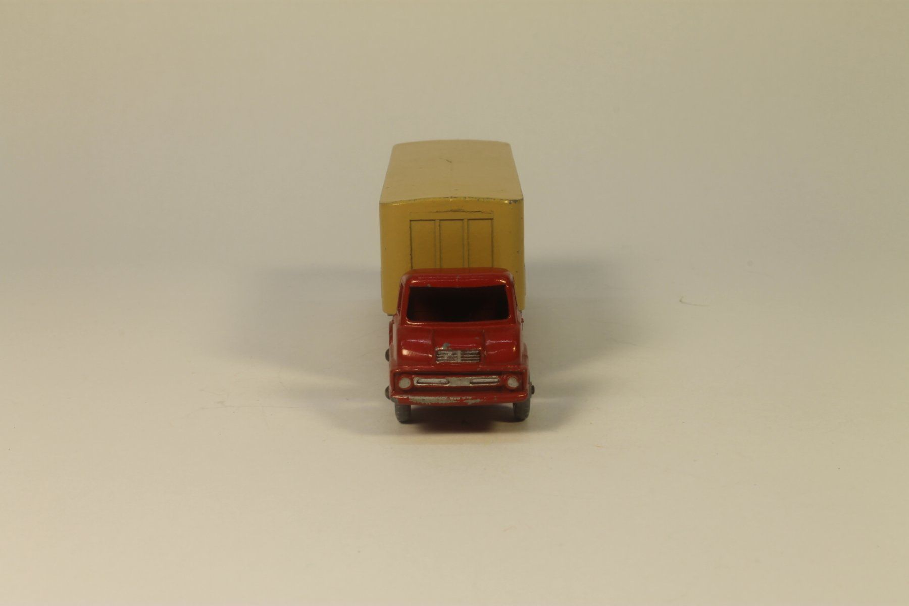Matchbox Modellini d'auto: Matchbox Major Pack M7A Cattle Truck – Usato da Zofingen venduto da Trukli58 2