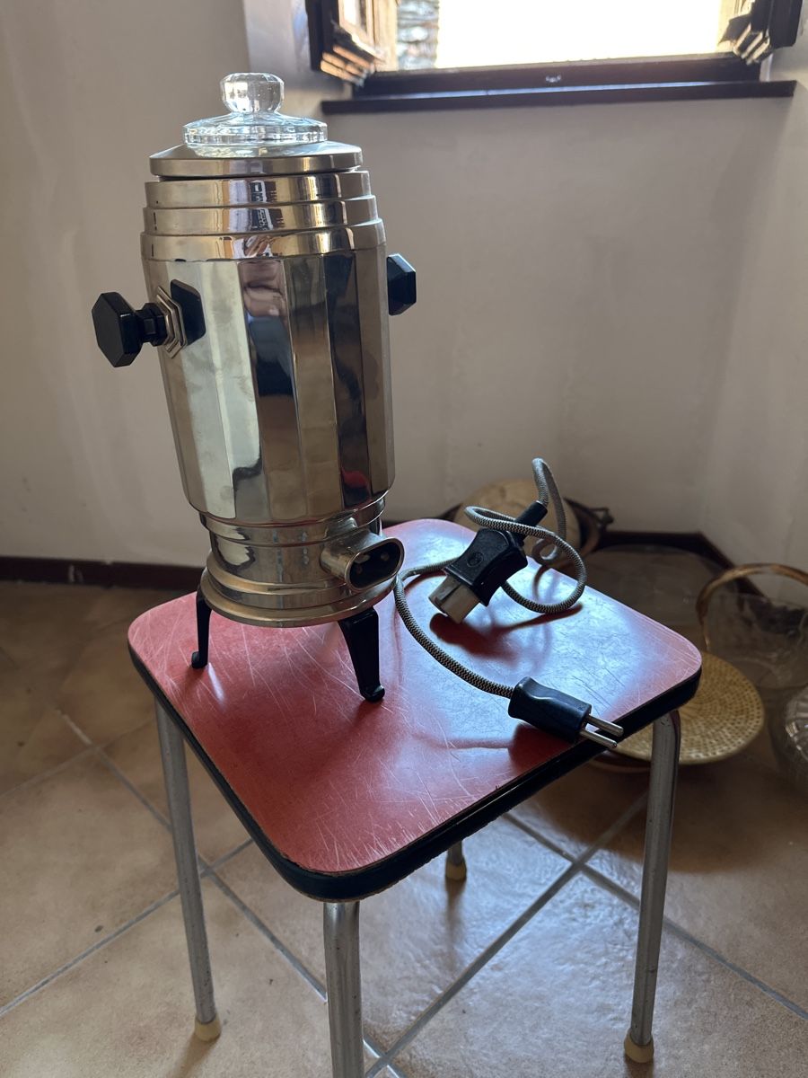 Macchine per caffè & Macchine per espresso: Macchina da caffè  anni '70, in ottime condizioni – Usato da Morbio Inferiore venduto da Ecod