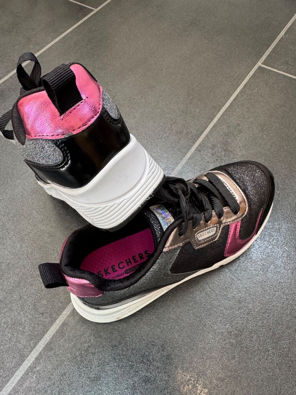 Skechers Schuhe für Mädchen: Skechers  (Gr. 33,5) – Gebraucht aus Moosseedorf von SDmedia 5