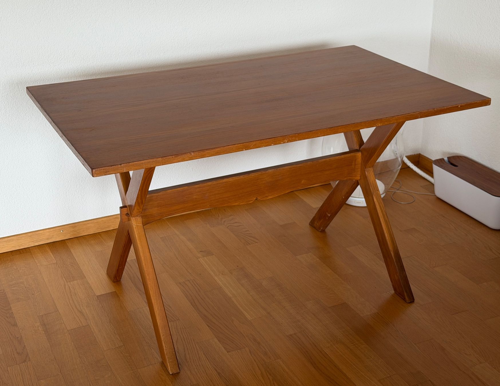 Tables: Robuster Esstisch – D'occasion à Gossau SG par thamiskn 5
