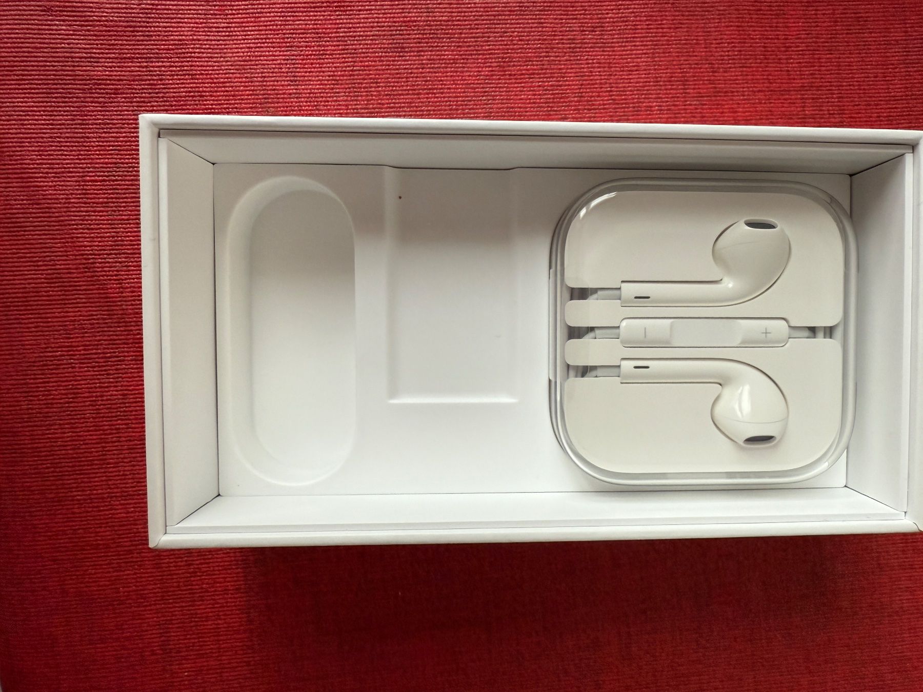 Apple Portables: I Phone SE – D'occasion à Zürich par earli 6