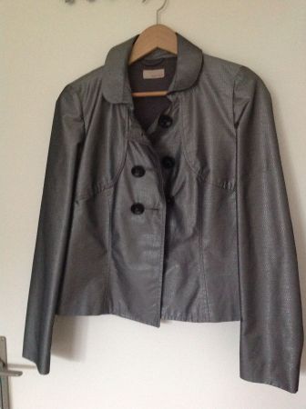 Apriori leichte Jacke Gr 36 silbrig festlich