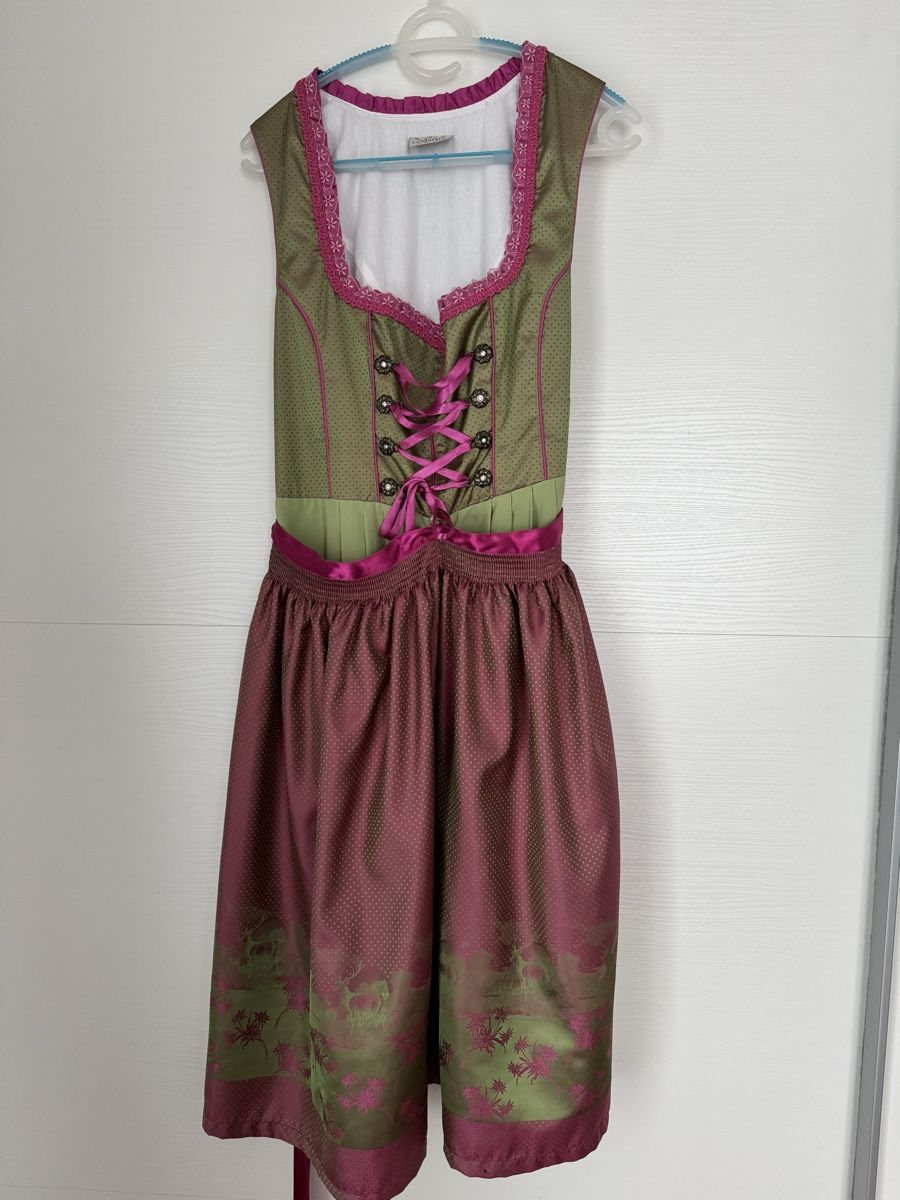 Kostüme: Dirndl Gr. 48 – Gebraucht aus Steffisburg von fra_d2pj