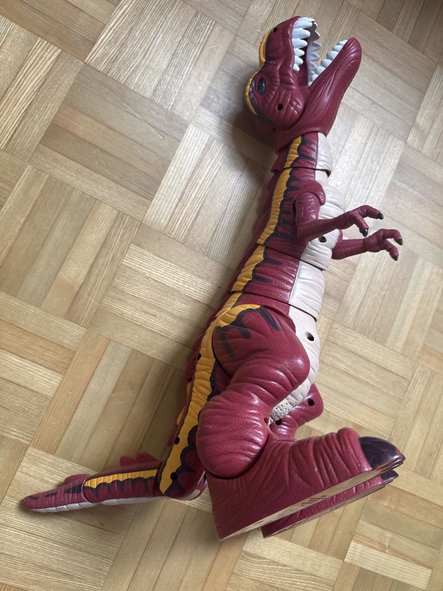 Spielzeuge: Gigantischer T-Rex Dinosaurier Spielzeug Figur – Gebraucht aus Kilchberg ZH von Von_dutch 1