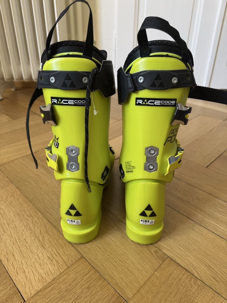 Fischer Sci: Fischer Podium 110 Ski Boots Yellow – Nuovo (secondo la descrizione) da Lausanne venduto da mar_6g2x 4