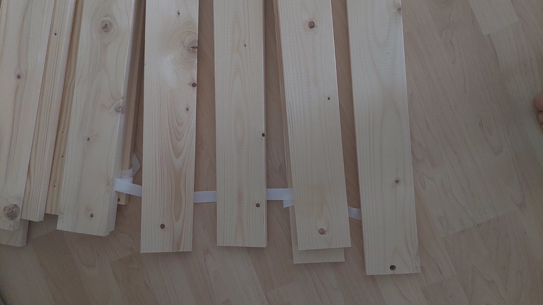 Reti a doghe: Holz rolllattenrost 140x200cm – Usato da Schmerikon venduto da AB92 1
